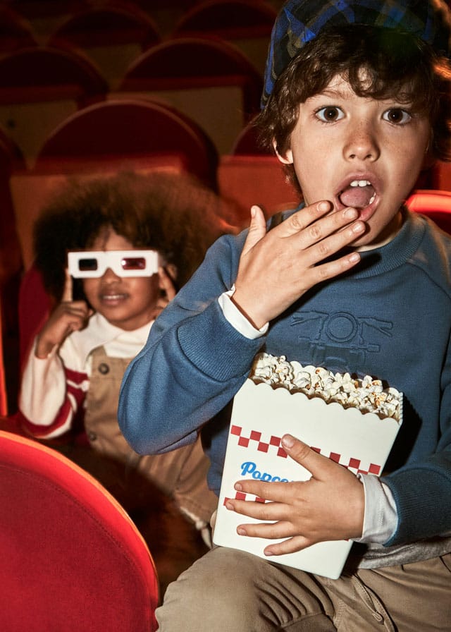 Φουτερ αναγλυφo