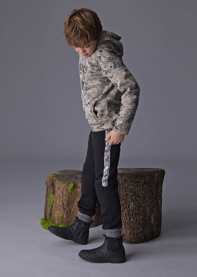 Παντελονι αντιθεση