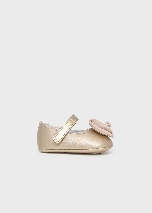 Μπαρετες λουλουδι