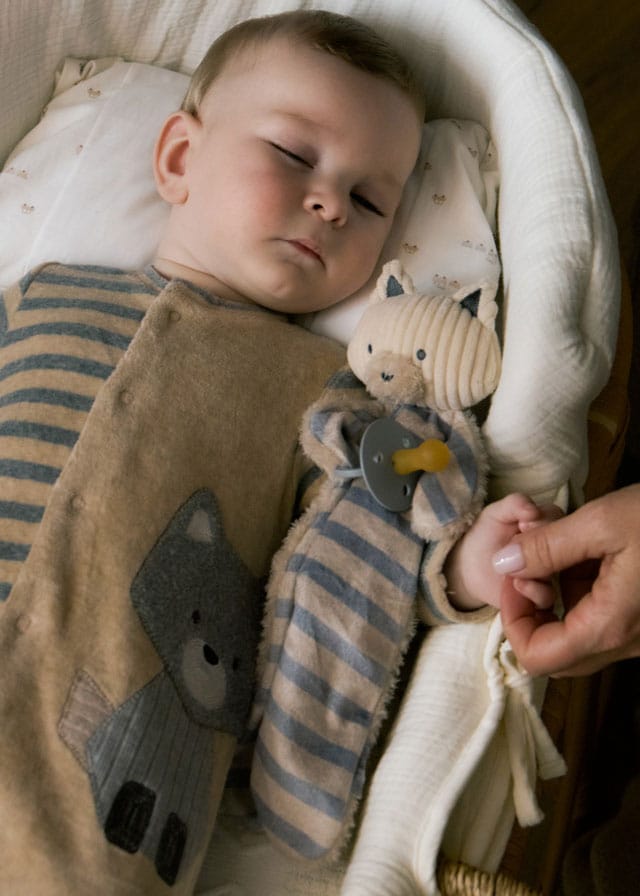 Νανι κρεμαστη πιπιλα