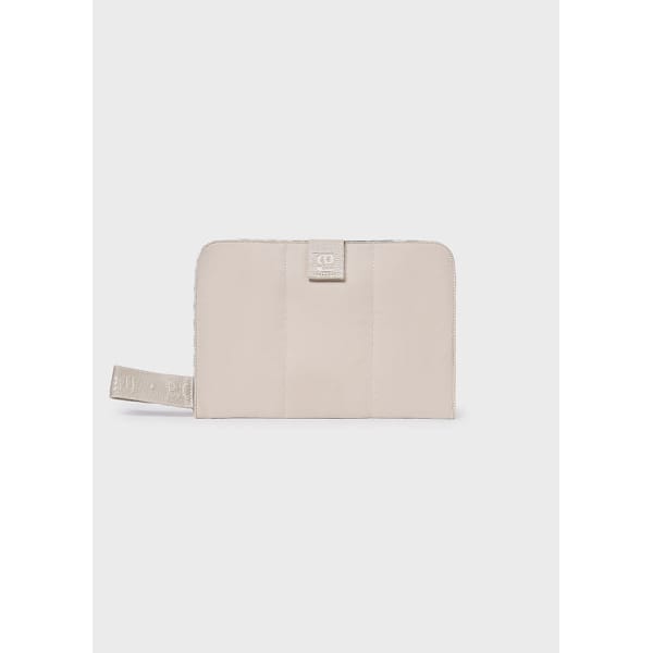 Νεσεσερ πολυχρηστικο