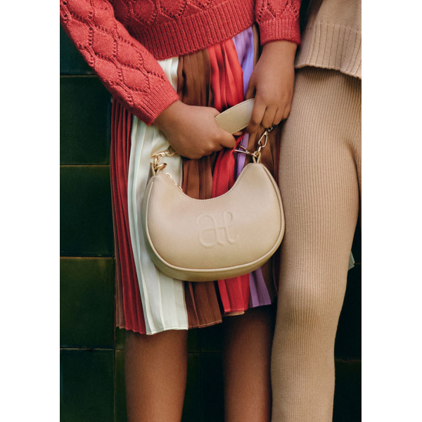 Τσαντα πολυδερματινη logo