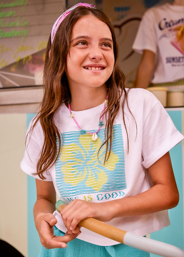 Μπλουζα κοντομανικη σχεδιο