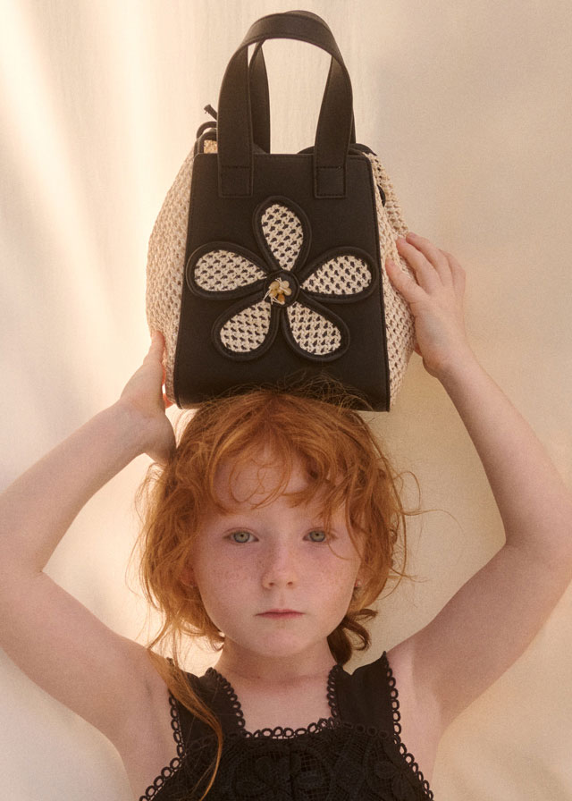 Τσαντα ραφ λεπτομερεια λουλου